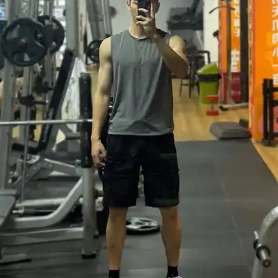 杜芳